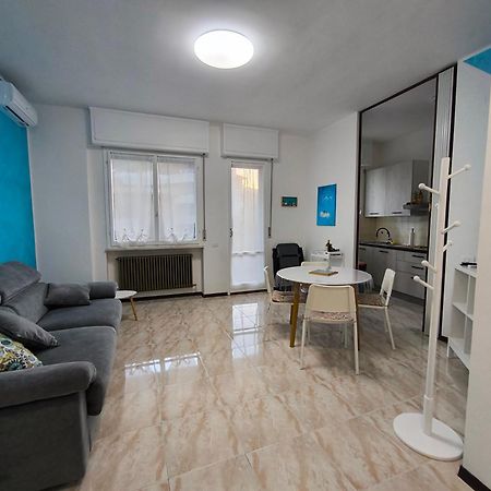 Appartamento Azzurro Pésaro Exterior foto